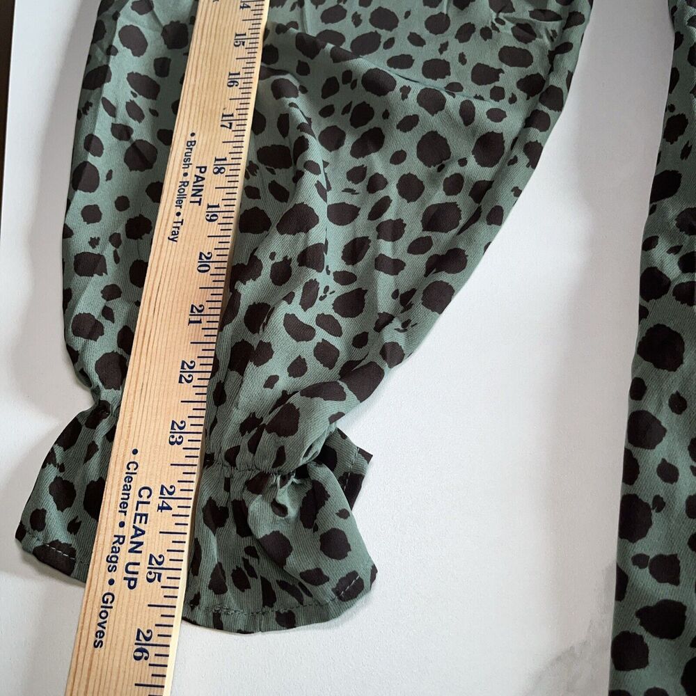 Main Strip Women's Green Black Leopard Long Sleeve Dress Ruffled Size Medium - Picture 8 of 15